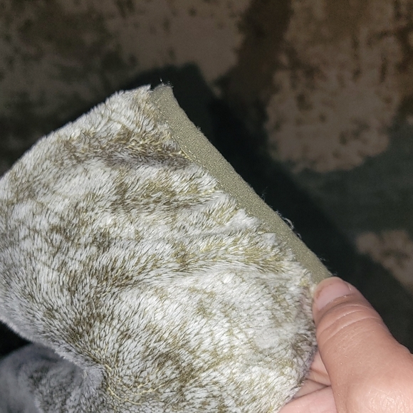 💚The North Face Womens green and white Furry jacket. Super soft sz xlg💚 - Picture 7 of 7